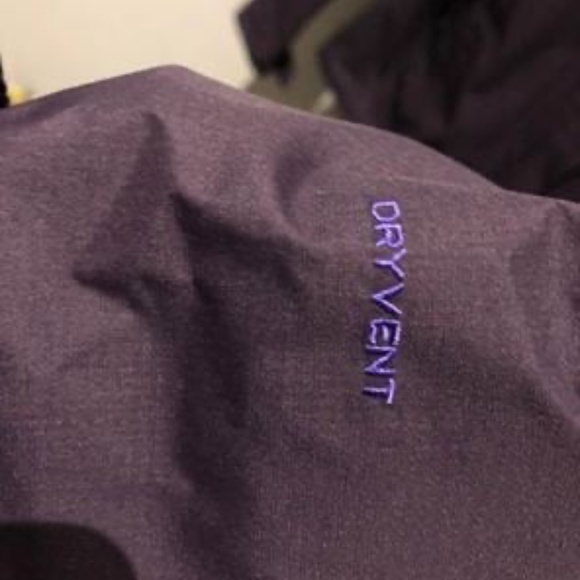 The North Face Venture II Raincoat - Picture 2 of 4